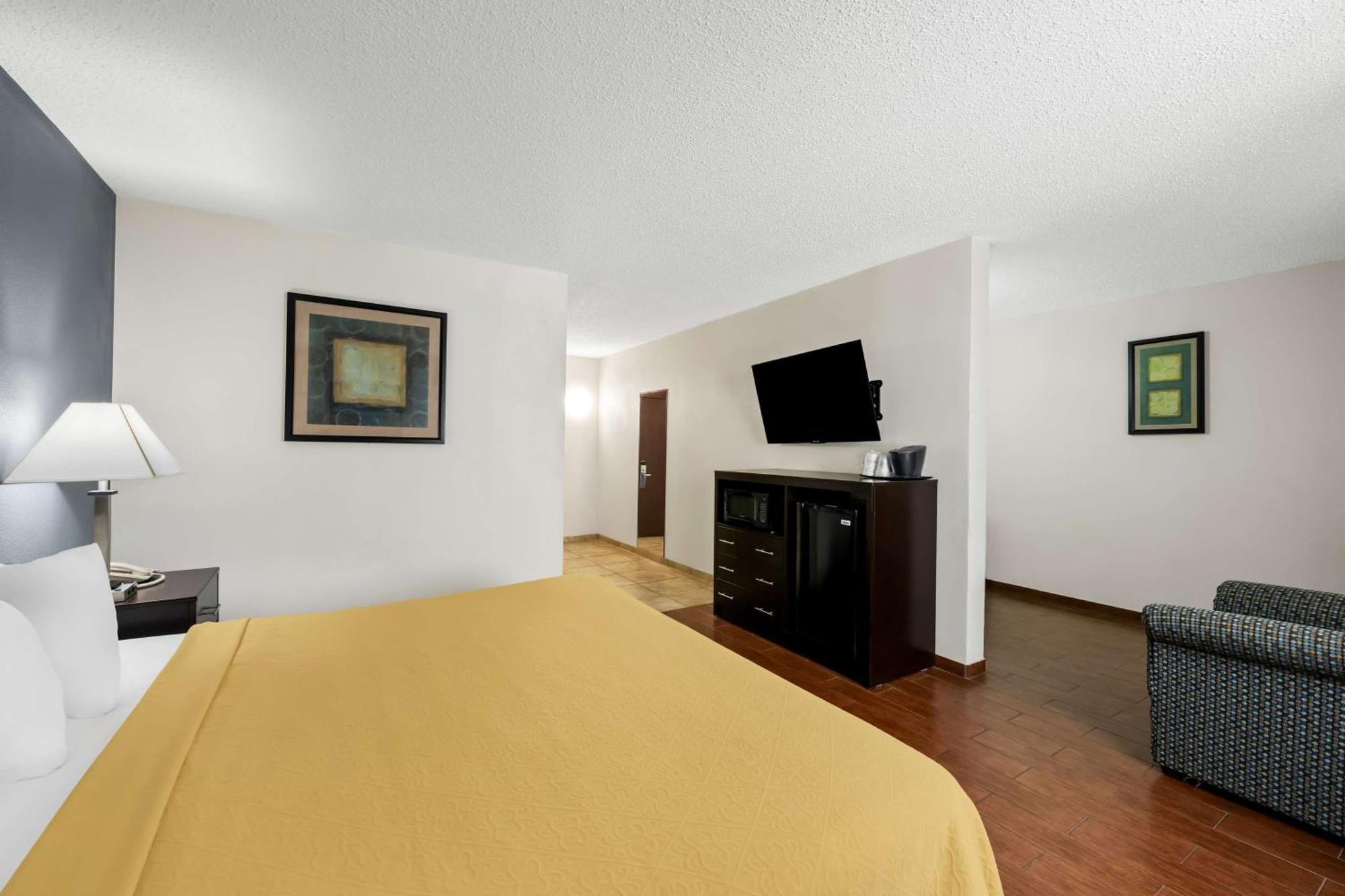 Surestay Plus Hotel By Best Western Lubbock Medical Center Dış mekan fotoğraf