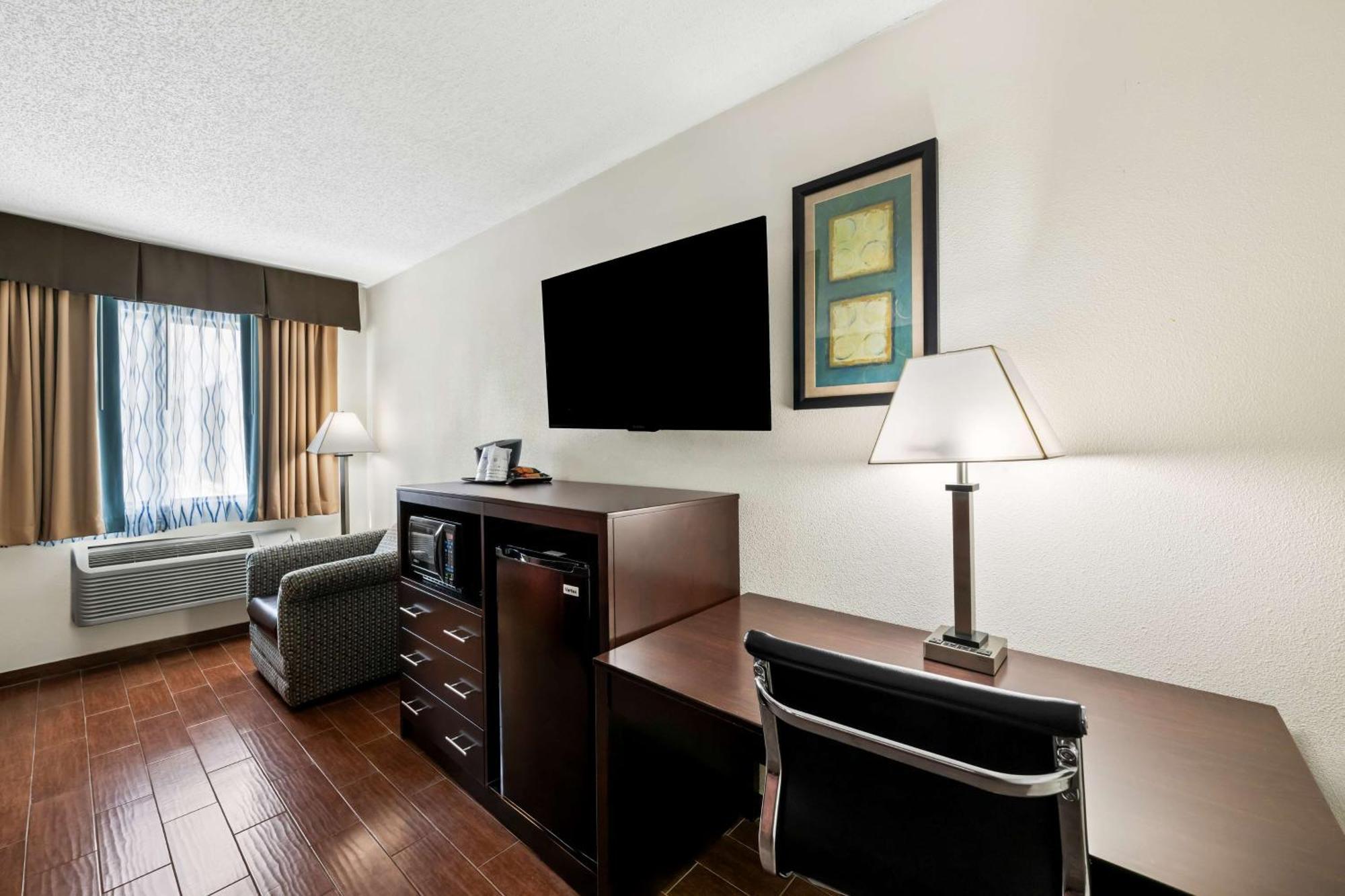 Surestay Plus Hotel By Best Western Lubbock Medical Center Dış mekan fotoğraf