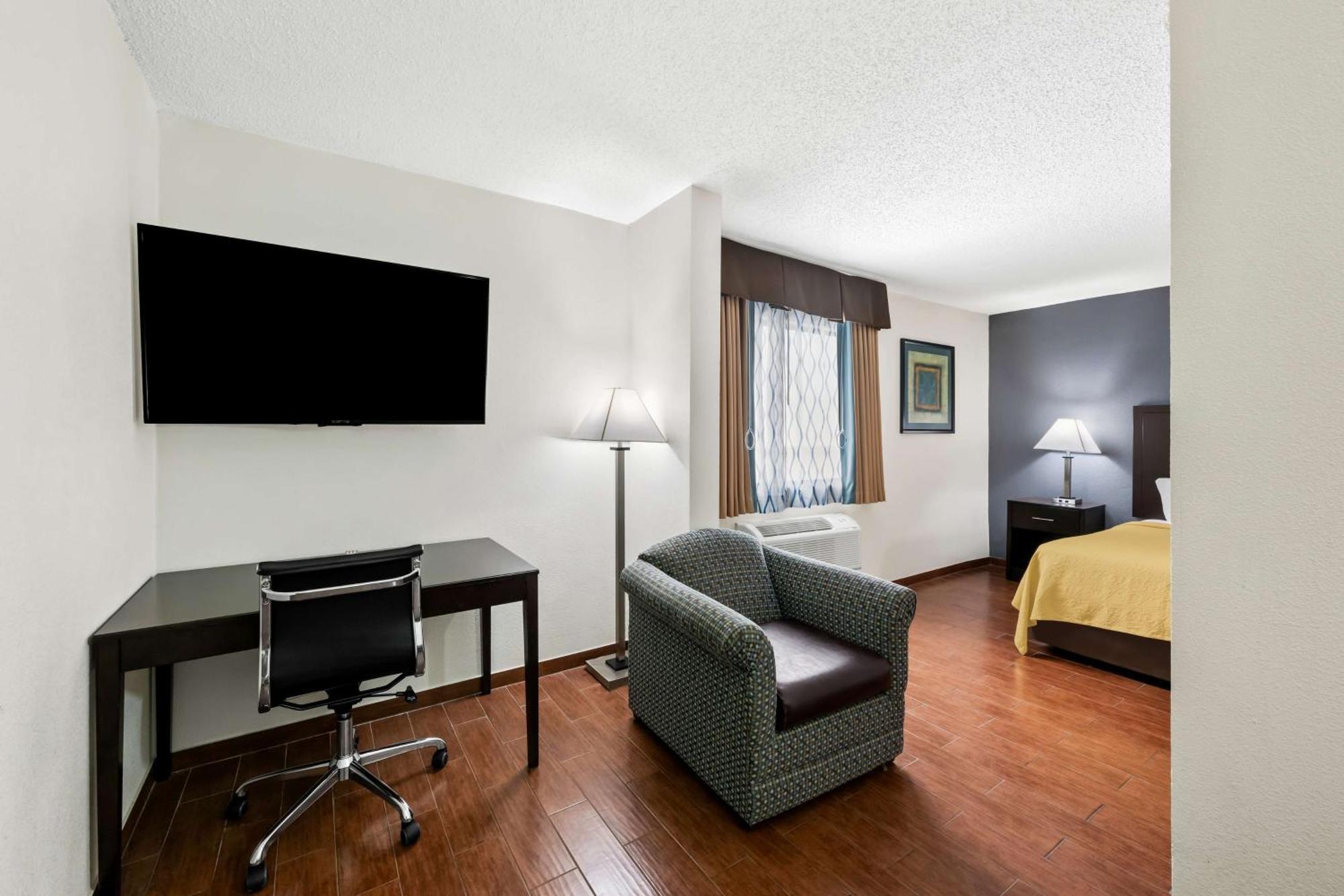 Surestay Plus Hotel By Best Western Lubbock Medical Center Dış mekan fotoğraf