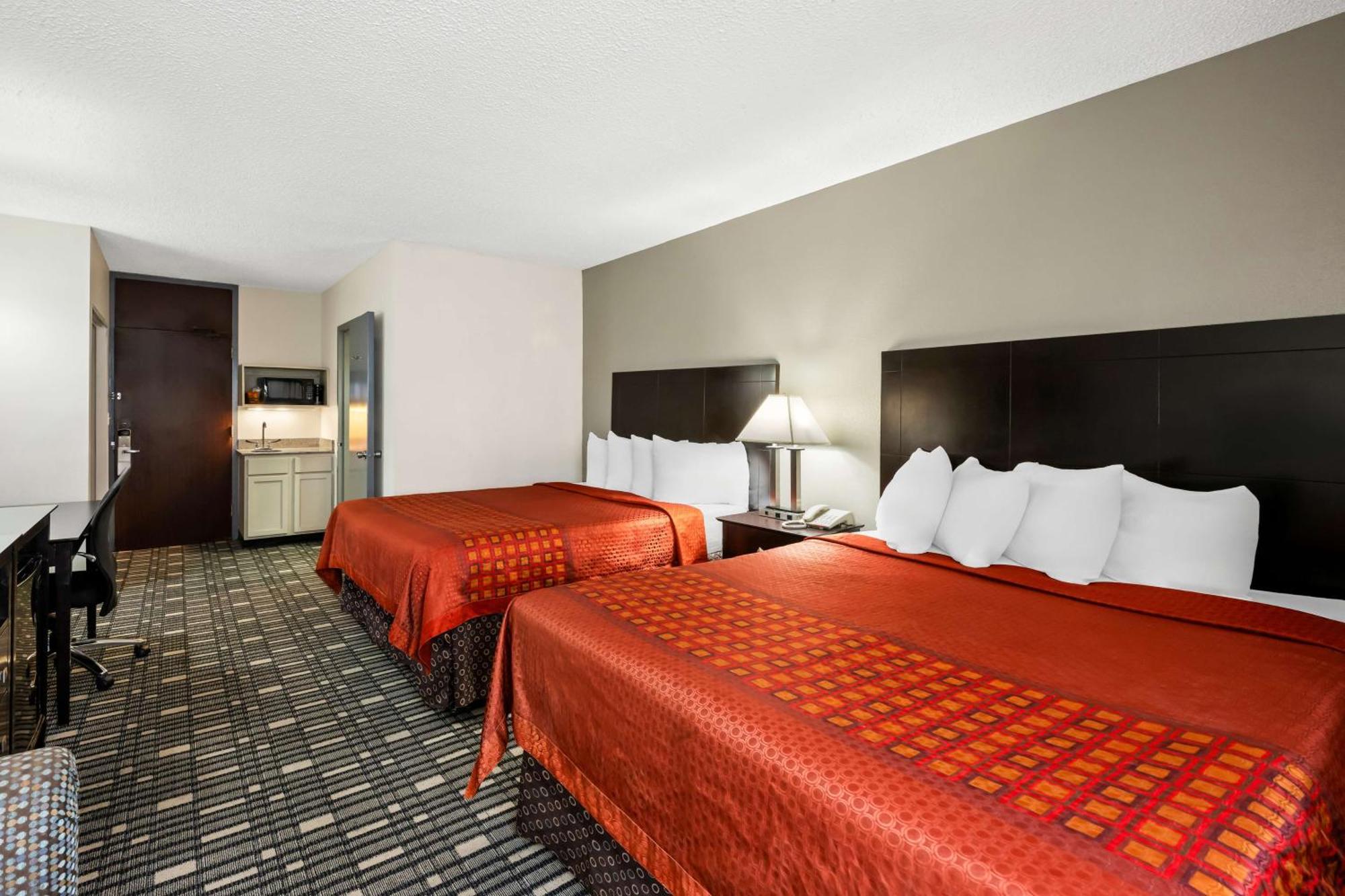 Surestay Plus Hotel By Best Western Lubbock Medical Center Dış mekan fotoğraf