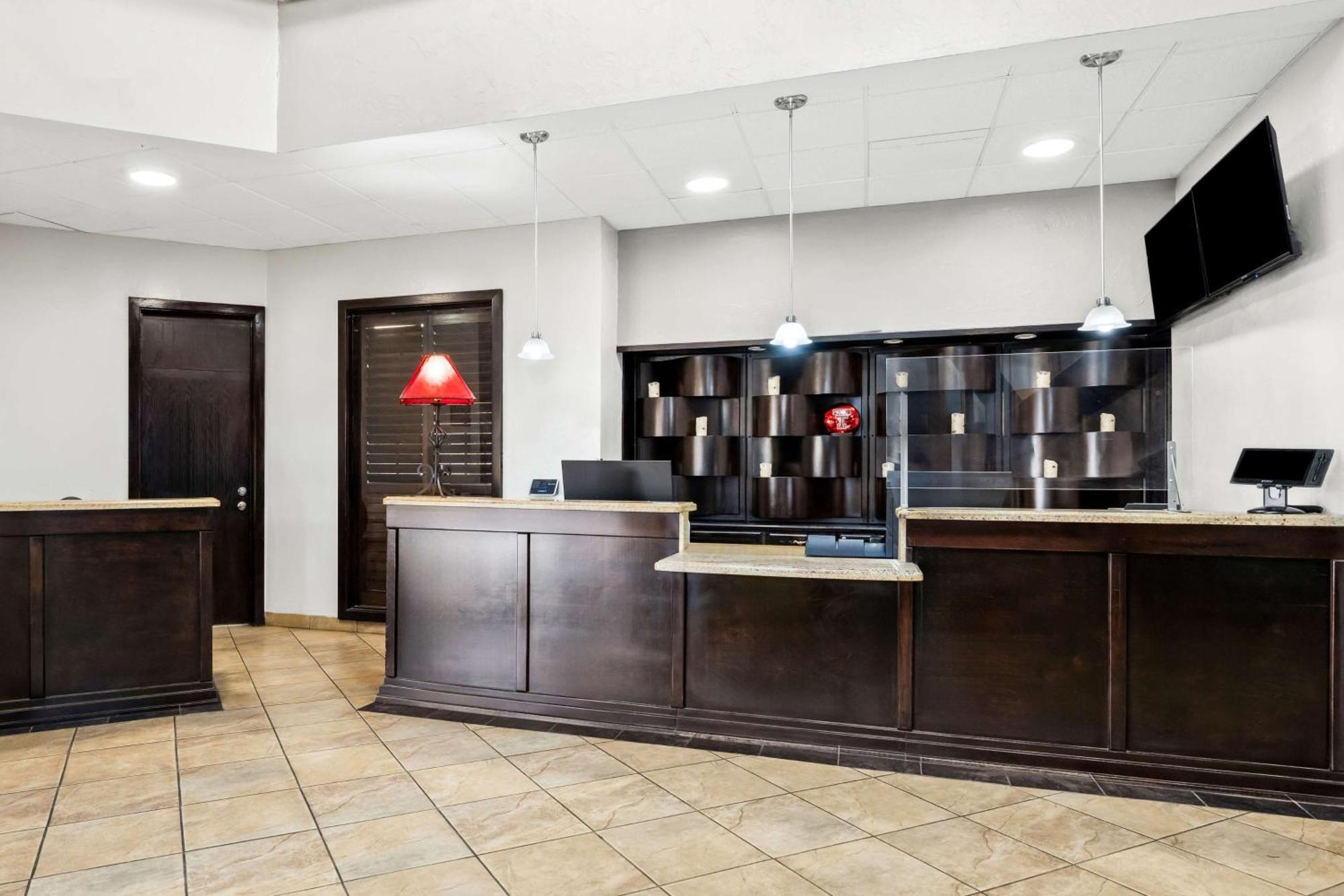 Surestay Plus Hotel By Best Western Lubbock Medical Center Dış mekan fotoğraf