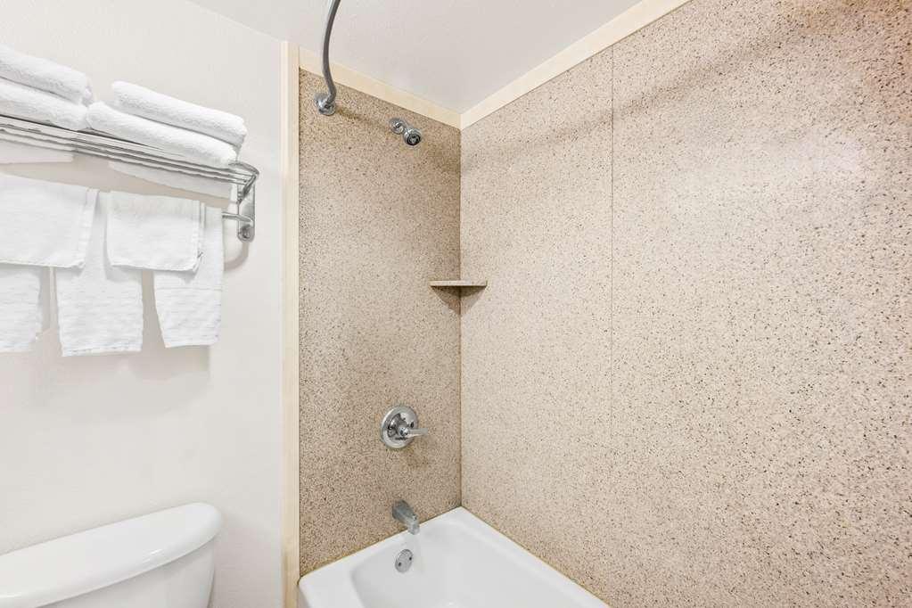 Surestay Plus Hotel By Best Western Lubbock Medical Center Oda fotoğraf